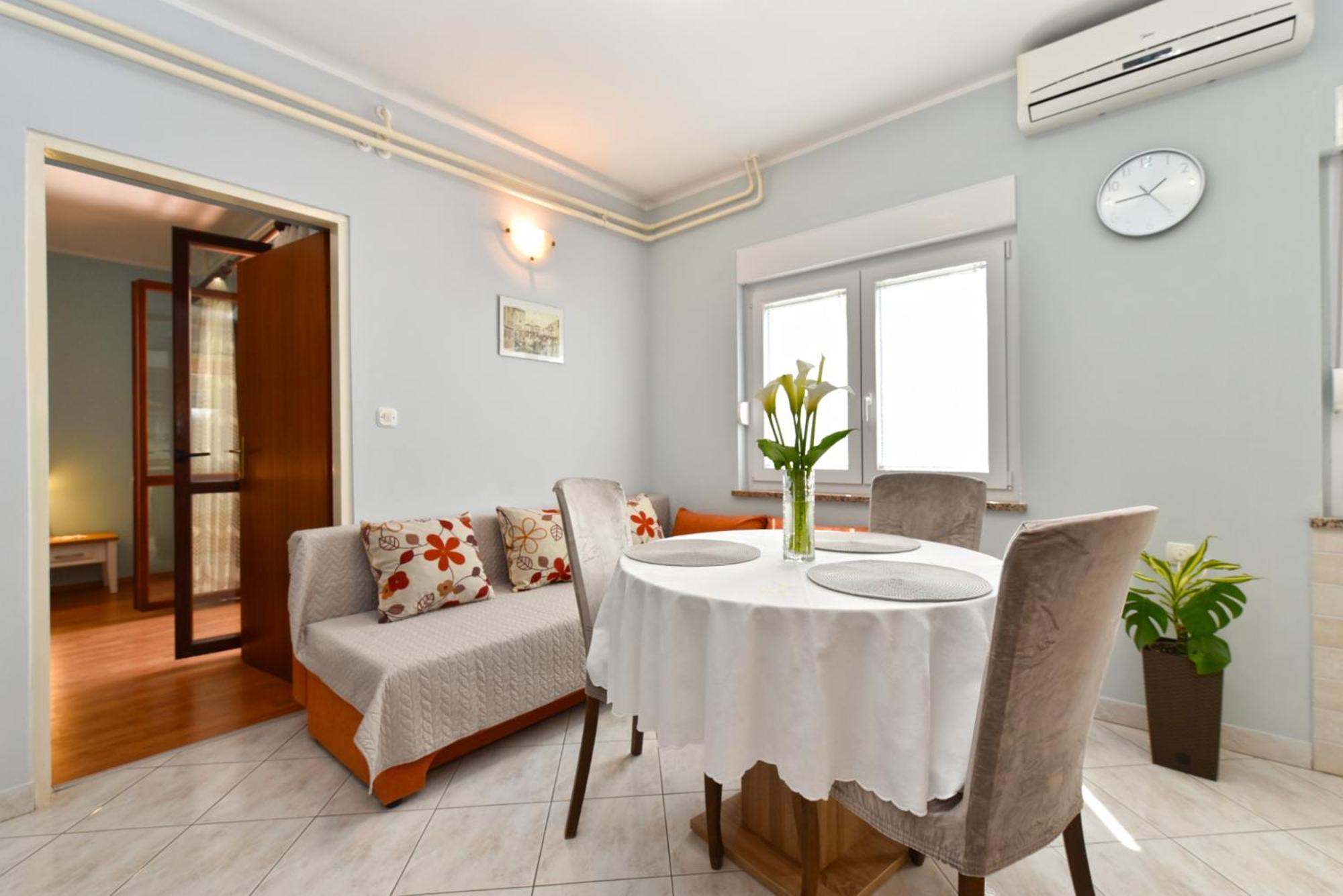Nevina 1230 Apartamento *