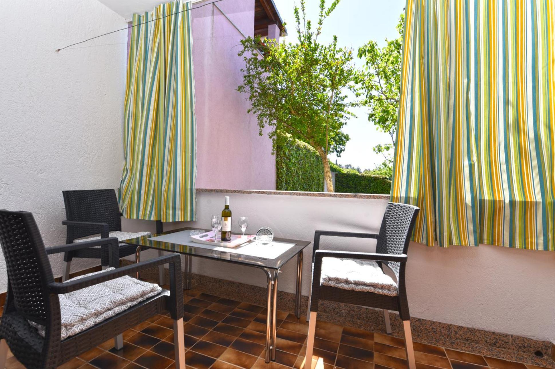 Nevina 1230 Apartamento *